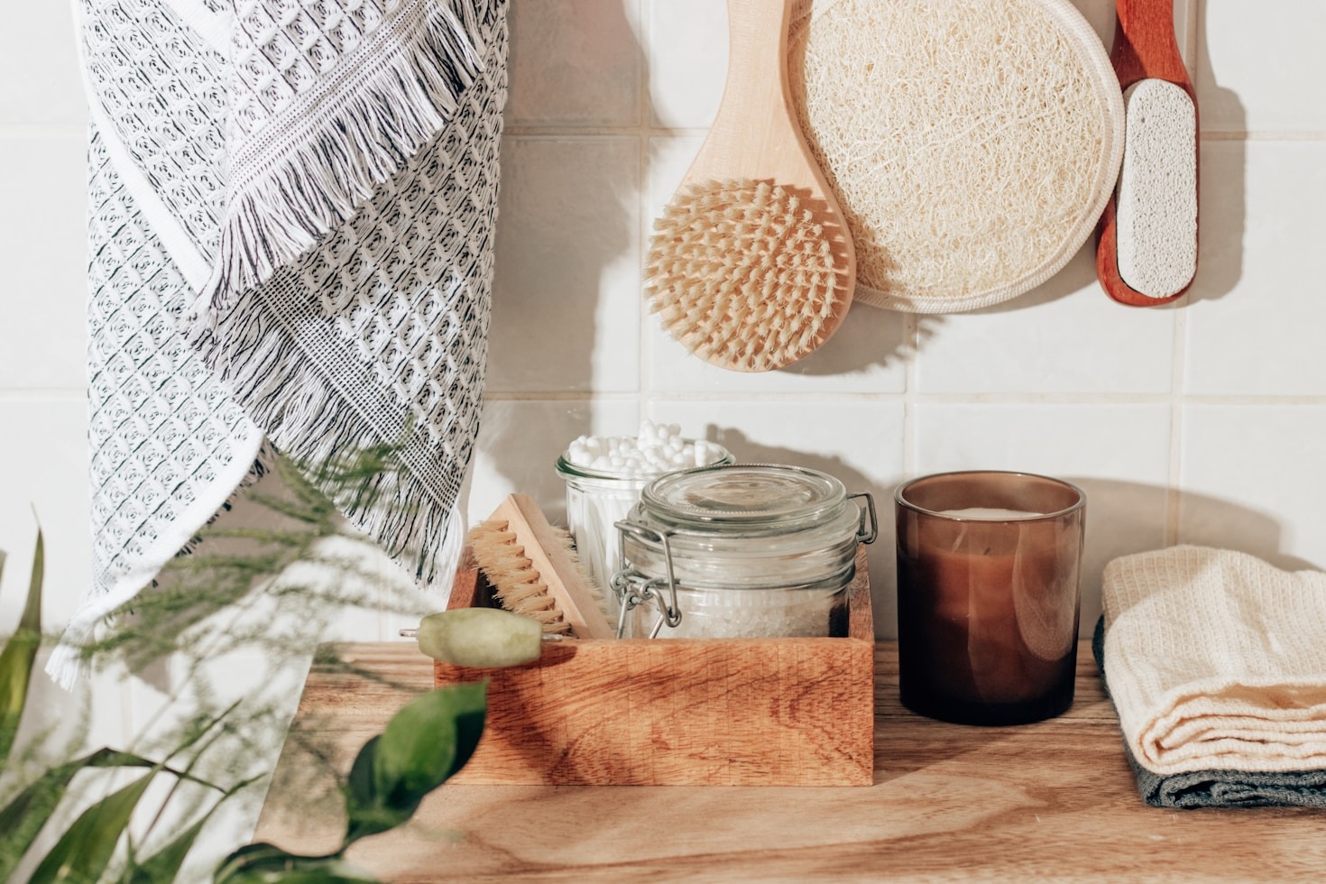 How to Grow Fresh Herbs in Your Apartment